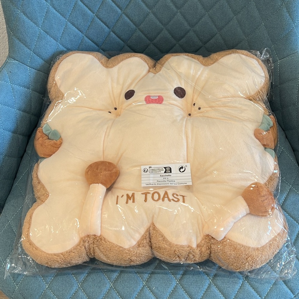 “I’m Toast” seat cushion - Picture 6 of 8